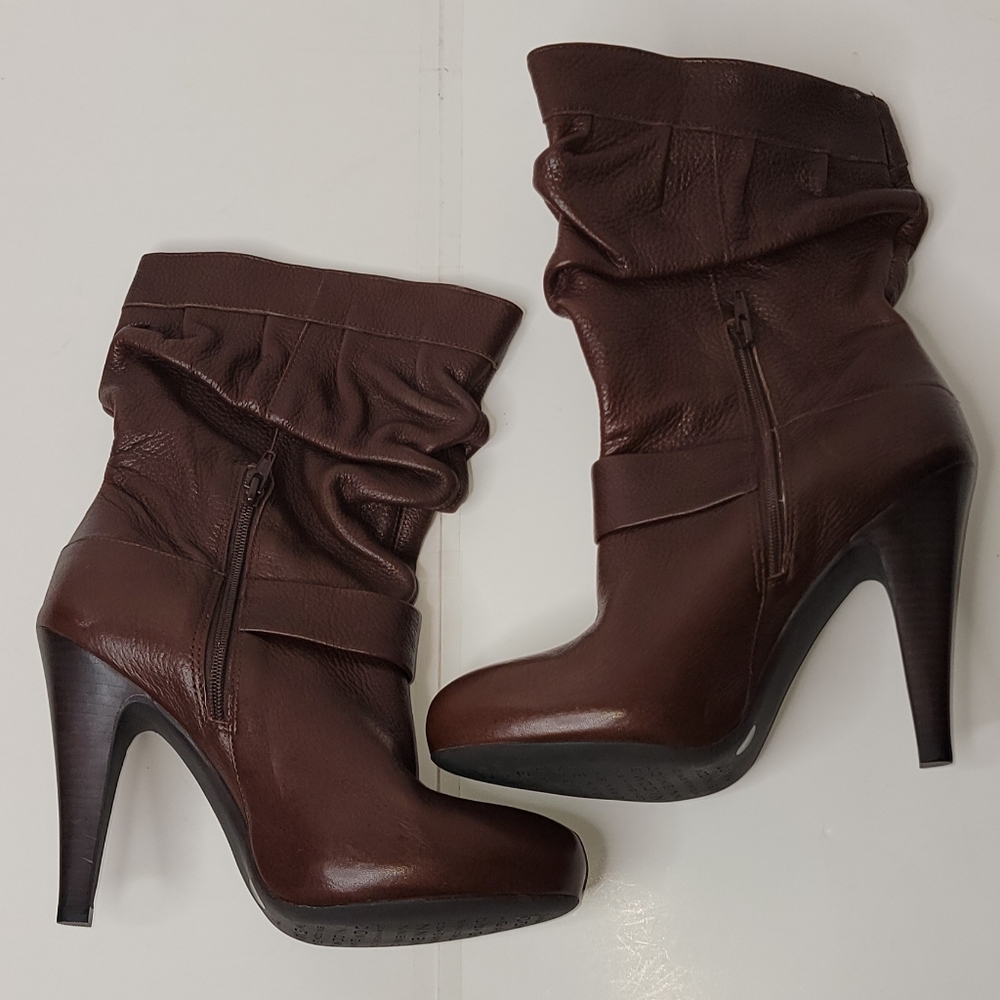 Women NWOT Gianni Bini leather boots - Picture 4 of 13